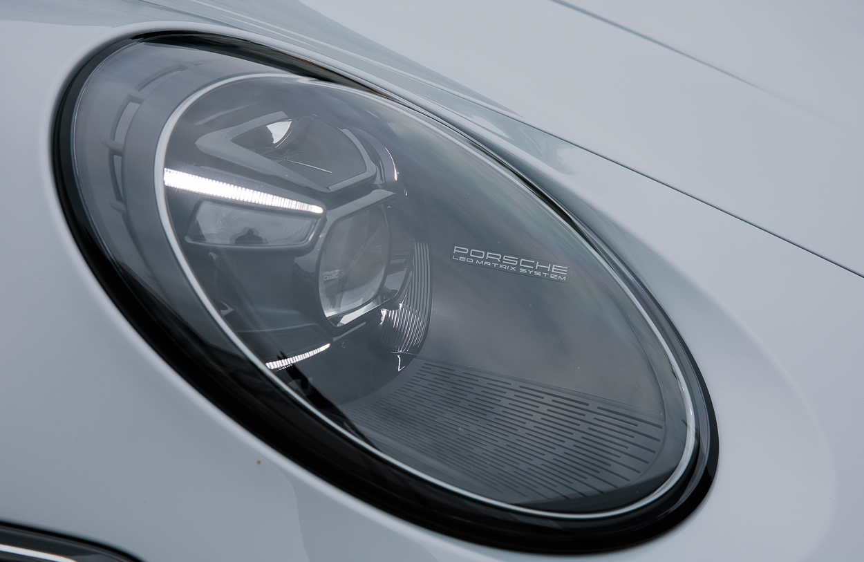 BMG PORSCHE 911 CarreraT Grey 26SEP25