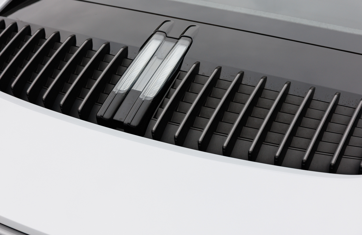 BMG PORSCHE 911 CarreraT Grey 26SEP25