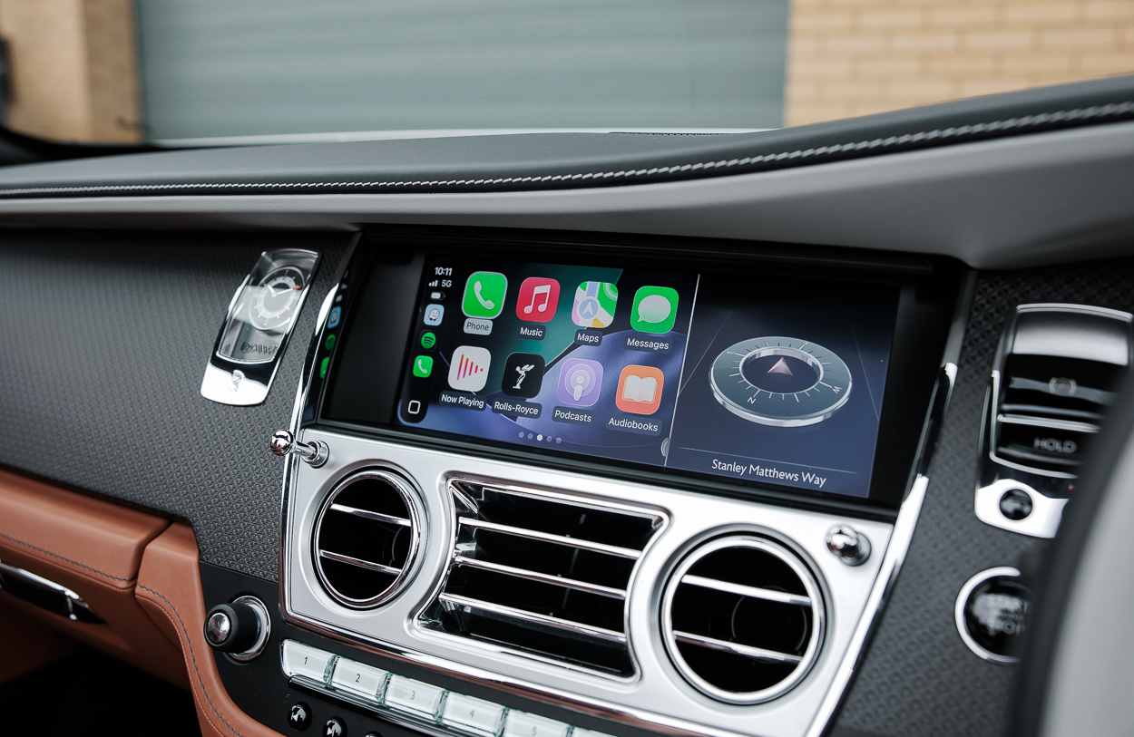 BMG ROLLS ROYCE DAWN MV72 PBO (silver) 31OCT25