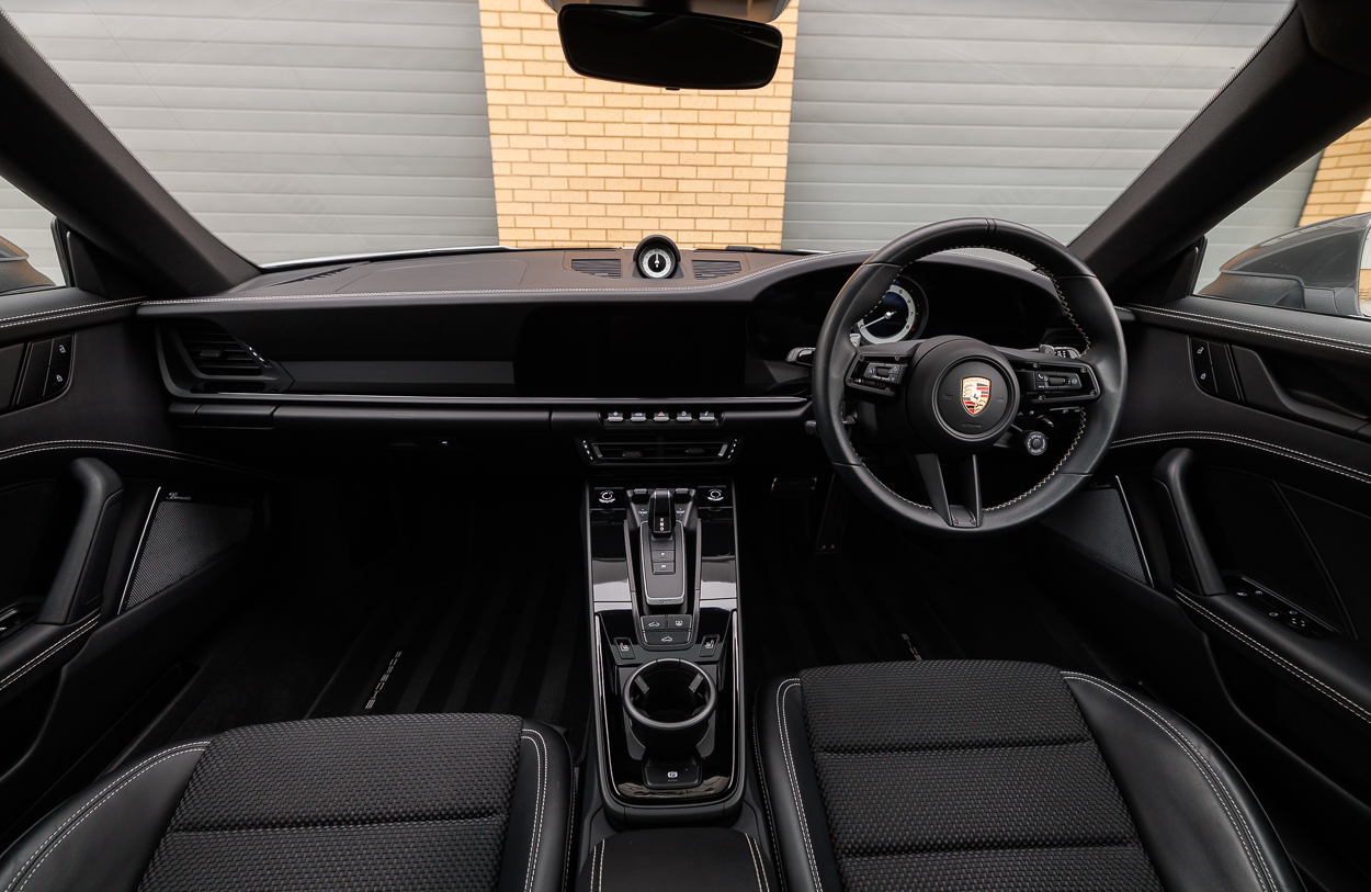 BMG PORSCHE 911 CarreraT Grey 26SEP25