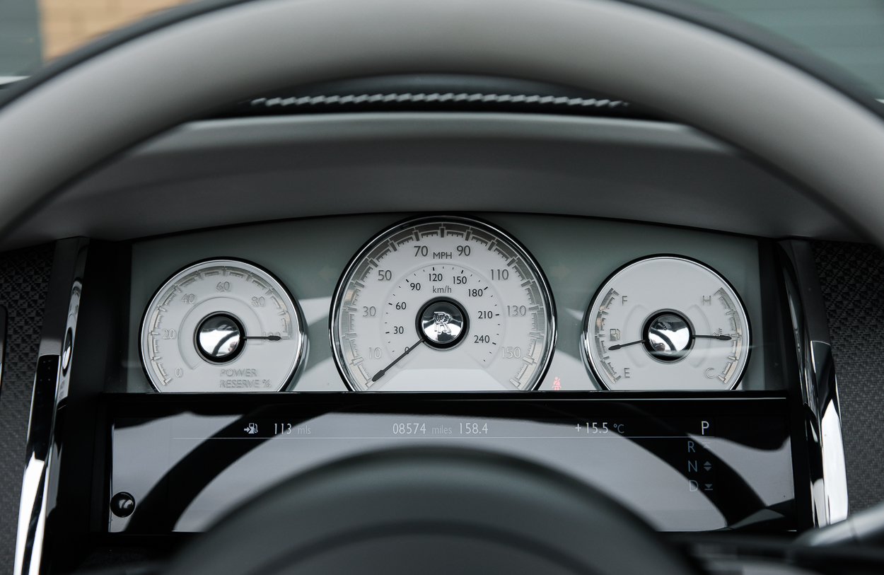 BMG ROLLS ROYCE DAWN MV72 PBO (silver) 31OCT25