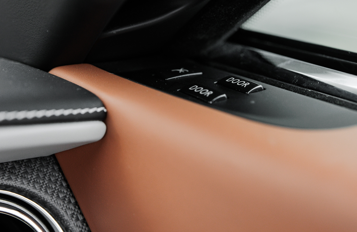 BMG ROLLS ROYCE DAWN MV72 PBO (silver) 31OCT25