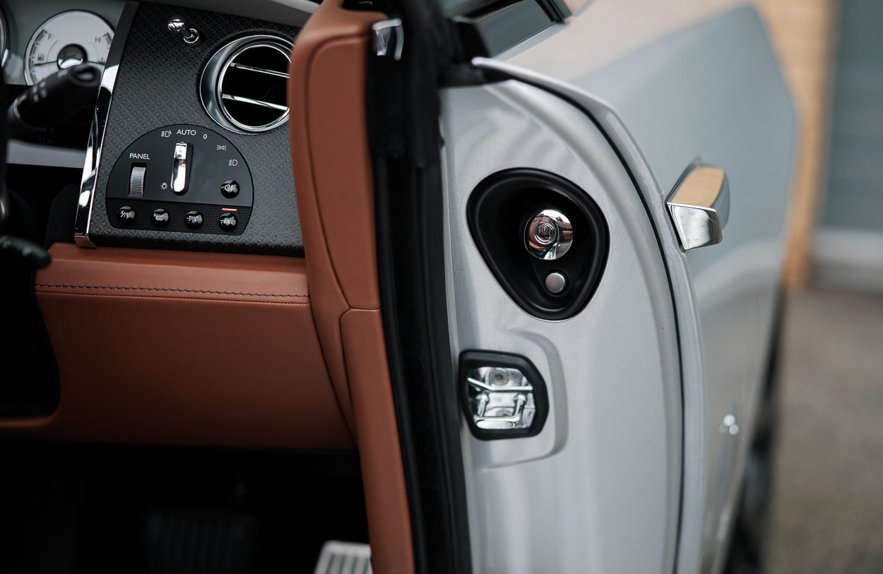 BMG ROLLS ROYCE DAWN MV72 PBO (silver) 31OCT25