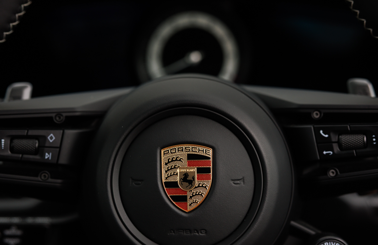 BMG PORSCHE 911 CarreraT Grey 26SEP25