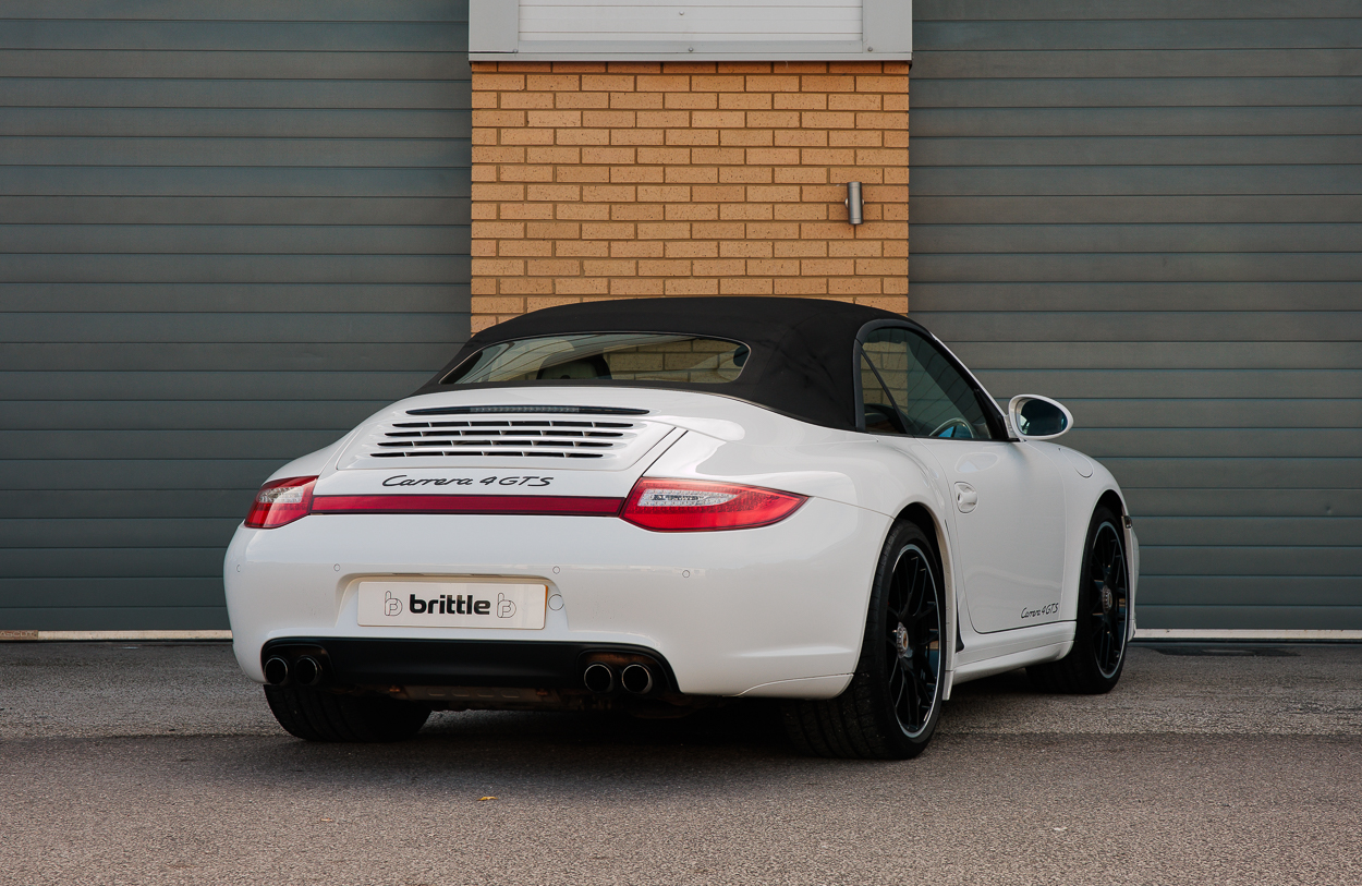 BMG PORCSHE 911 Carrera T FD12 YTM (White)6OCT25