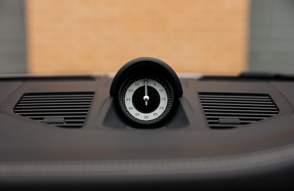 BMG PORSCHE 911 CarreraT Grey 26SEP25