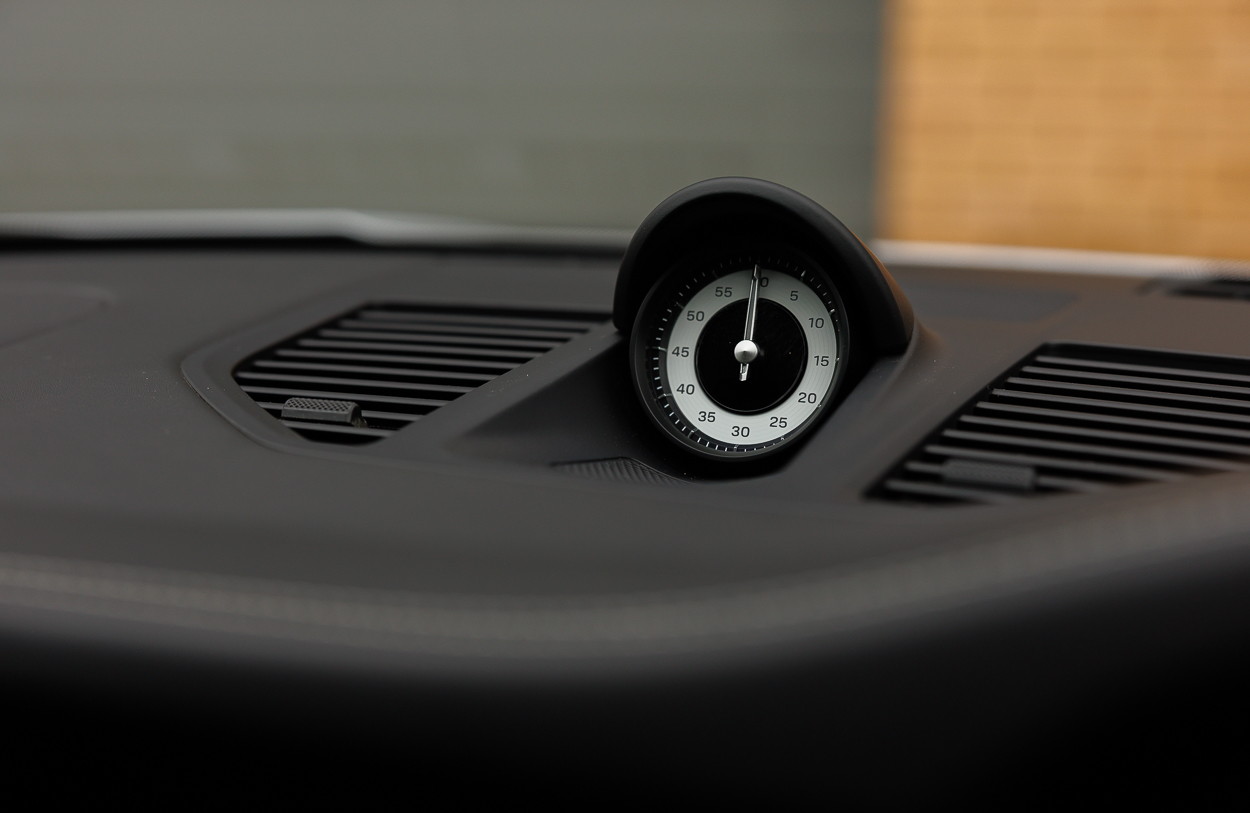 BMG PORSCHE 911 CarreraT Grey 26SEP25