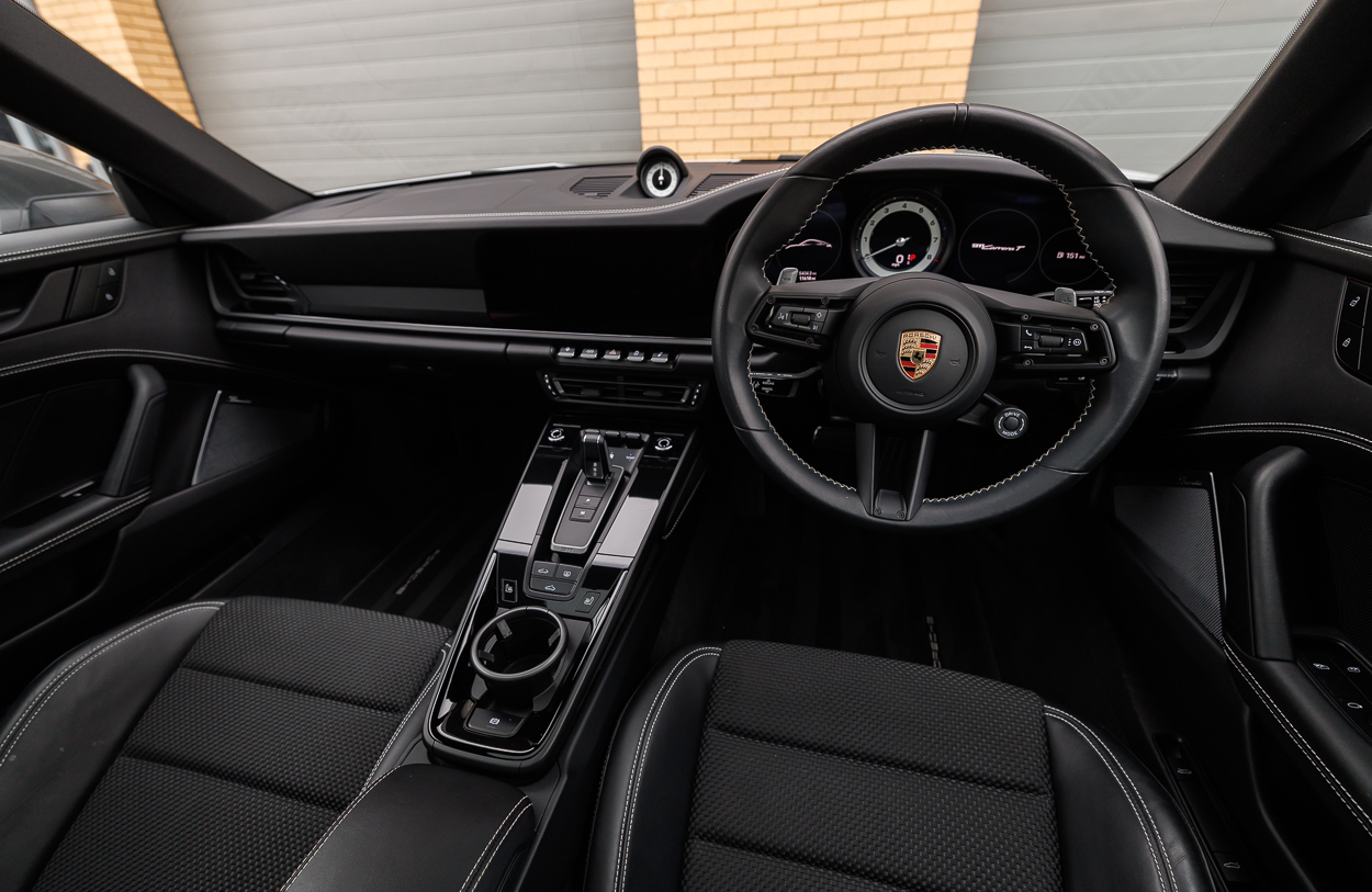 BMG PORSCHE 911 CarreraT Grey 26SEP25