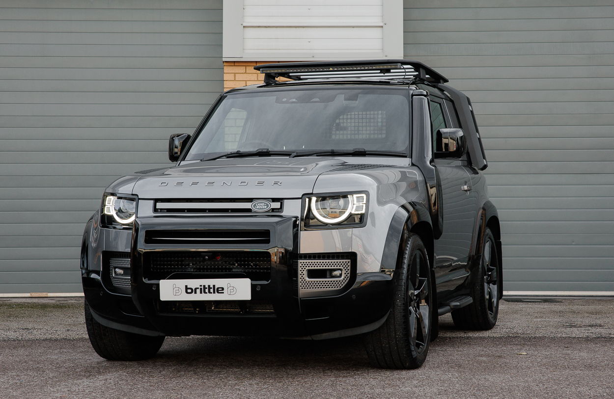 BMG LAND ROVER DEFENDER Grey 20JAN26