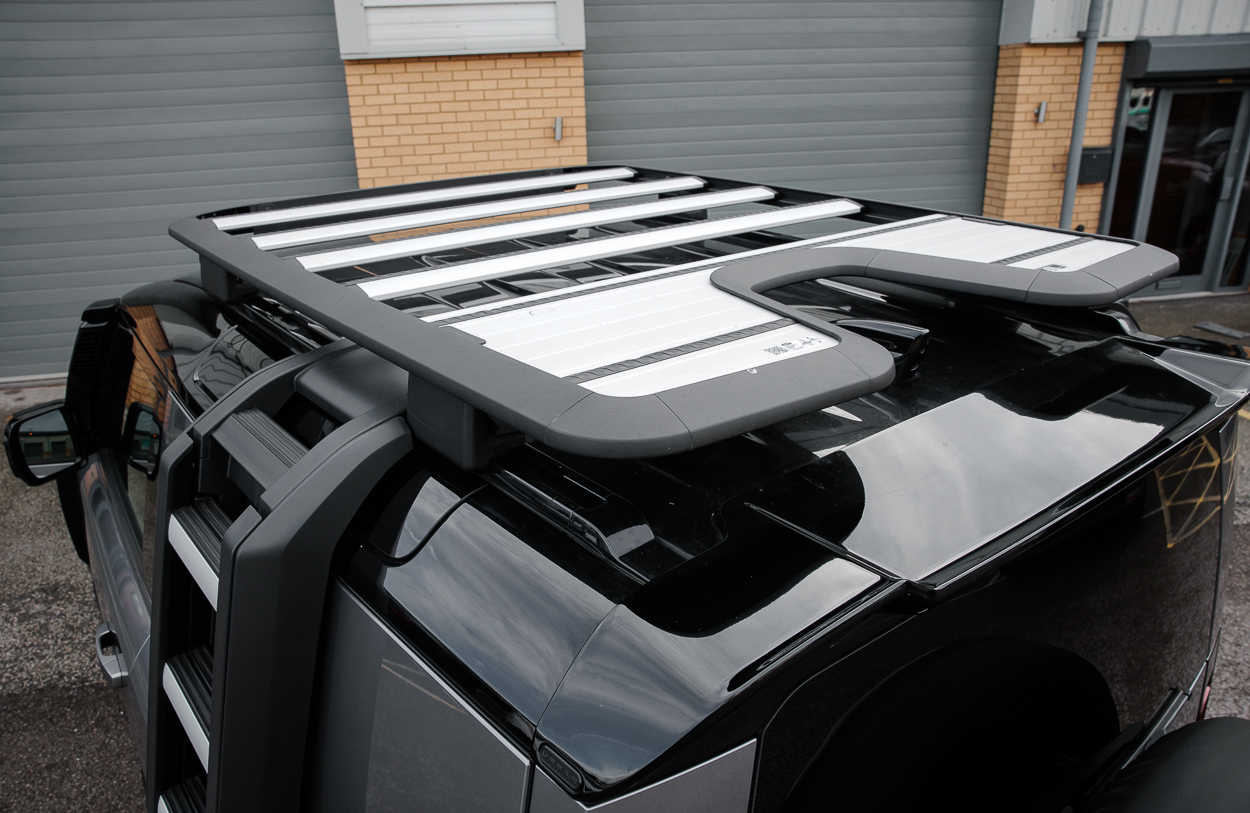 BMG LAND ROVER DEFENDER Grey 20JAN26