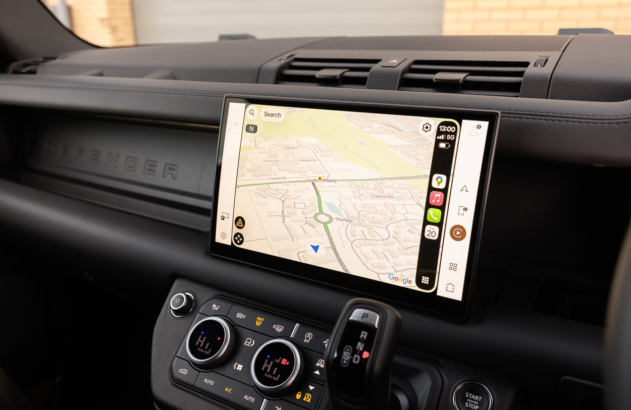 BMG LAND ROVER DEFENDER Grey 20JAN26