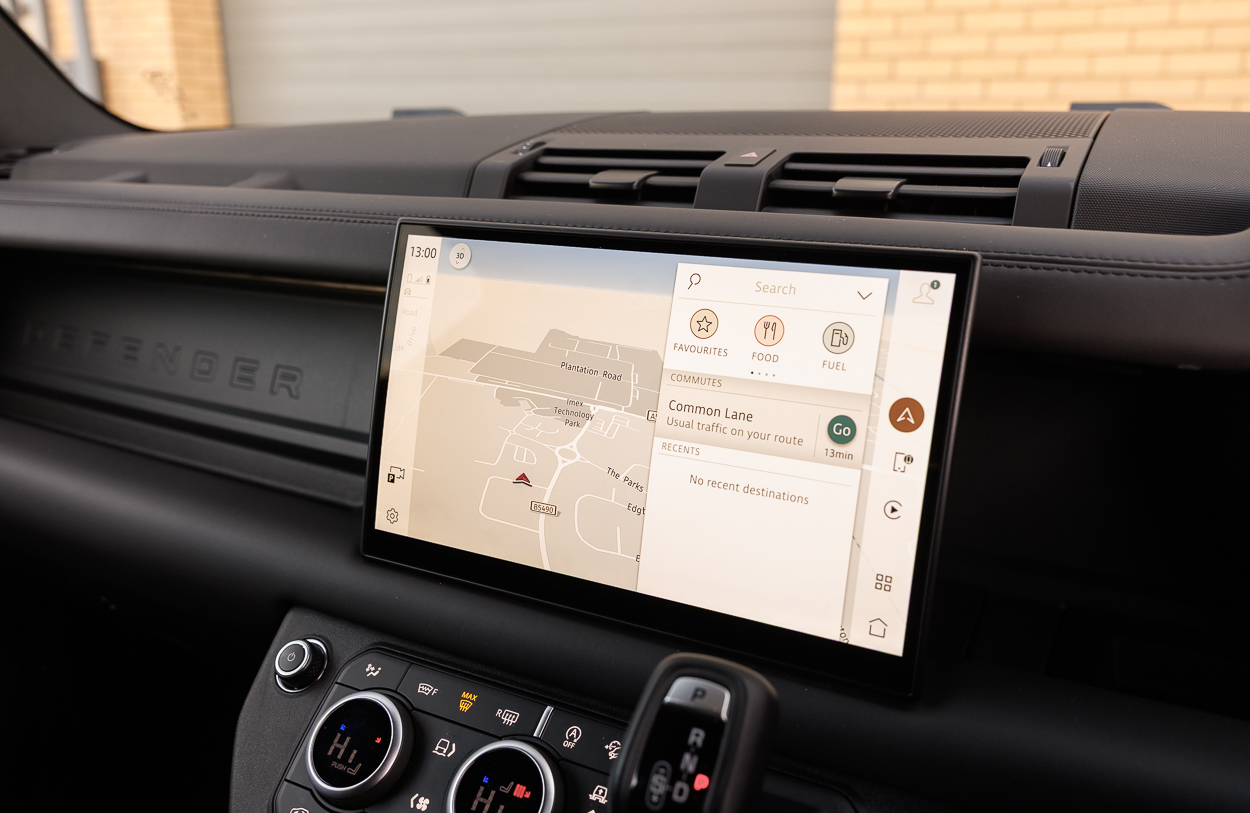 BMG LAND ROVER DEFENDER Grey 20JAN26