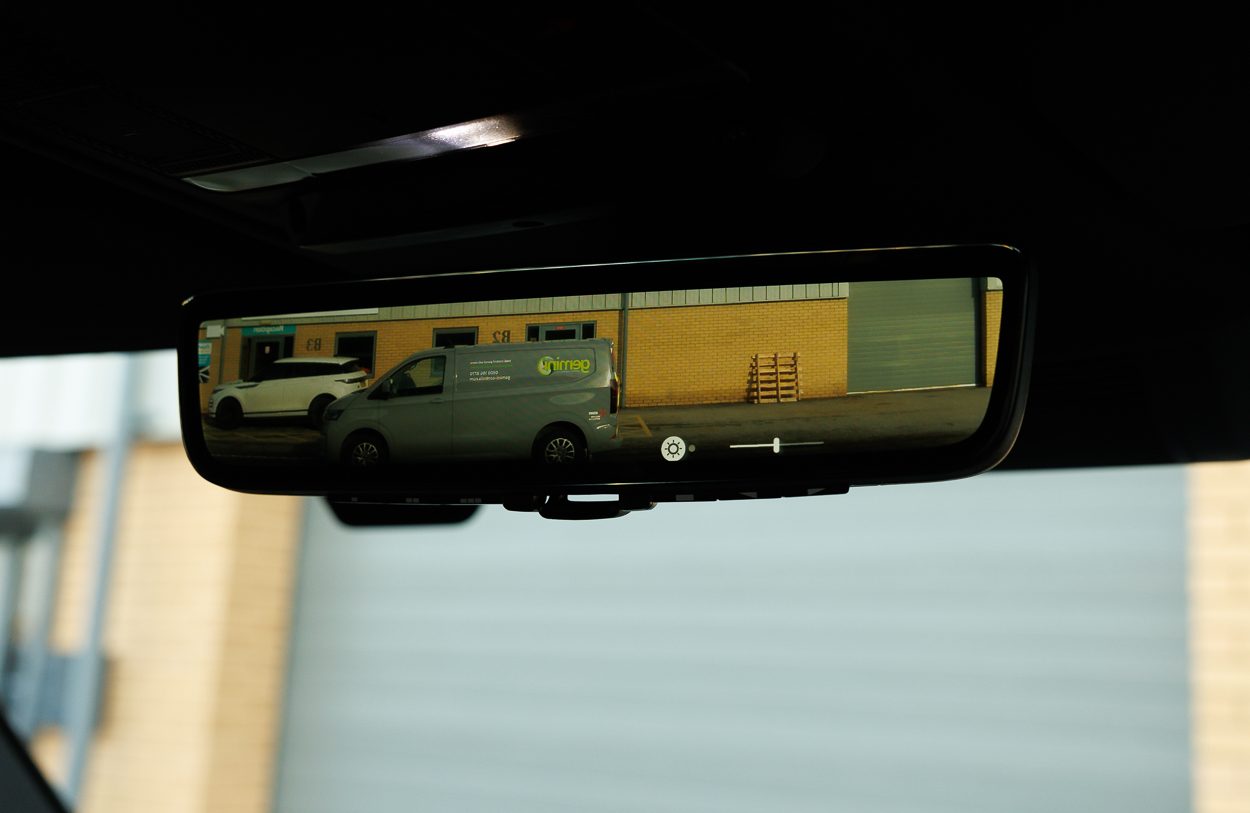 BMG LAND ROVER DEFENDER Grey 20JAN26