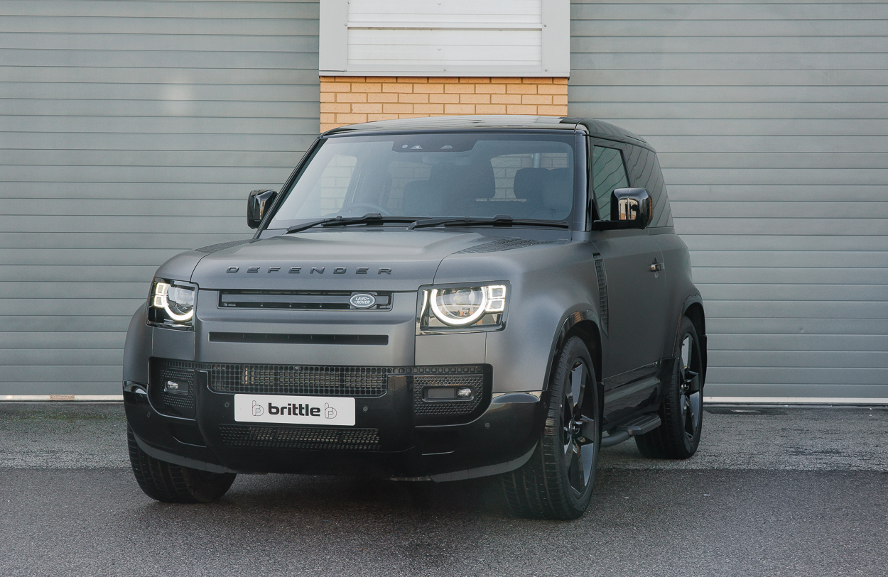 BMG LAND ROVER DEFENDER Grey 23FEB26