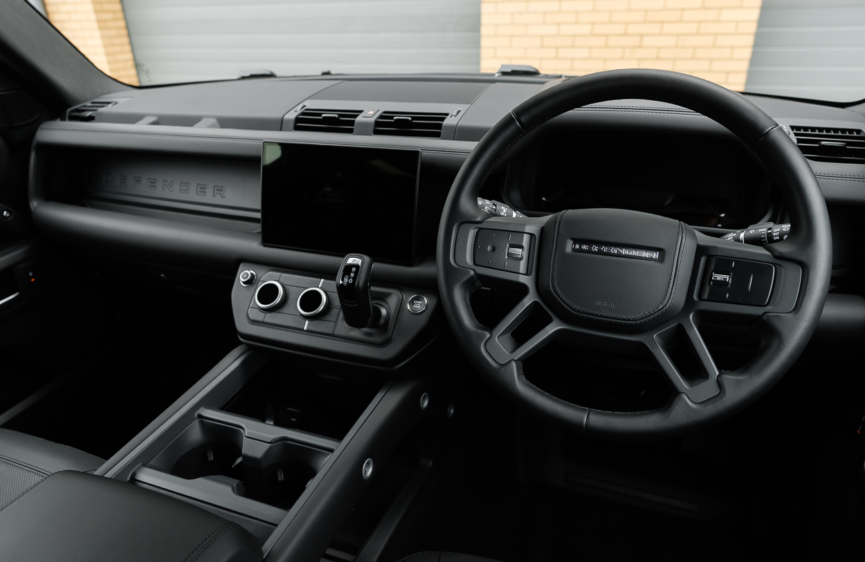 BMG LAND ROVER DEFENDER Grey 23FEB26