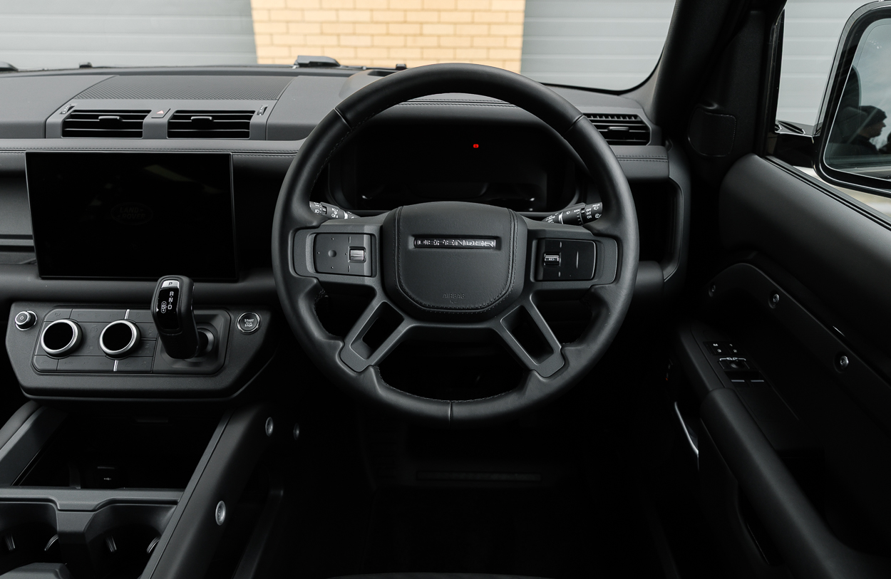 BMG LAND ROVER DEFENDER Grey 23FEB26