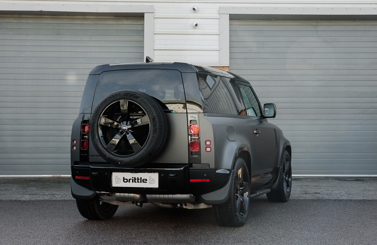 BMG LAND ROVER DEFENDER Grey 23FEB26