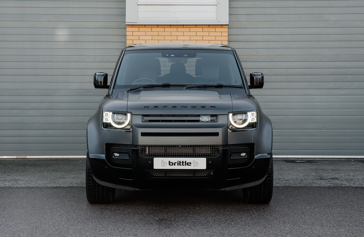 BMG LAND ROVER DEFENDER Grey 23FEB26