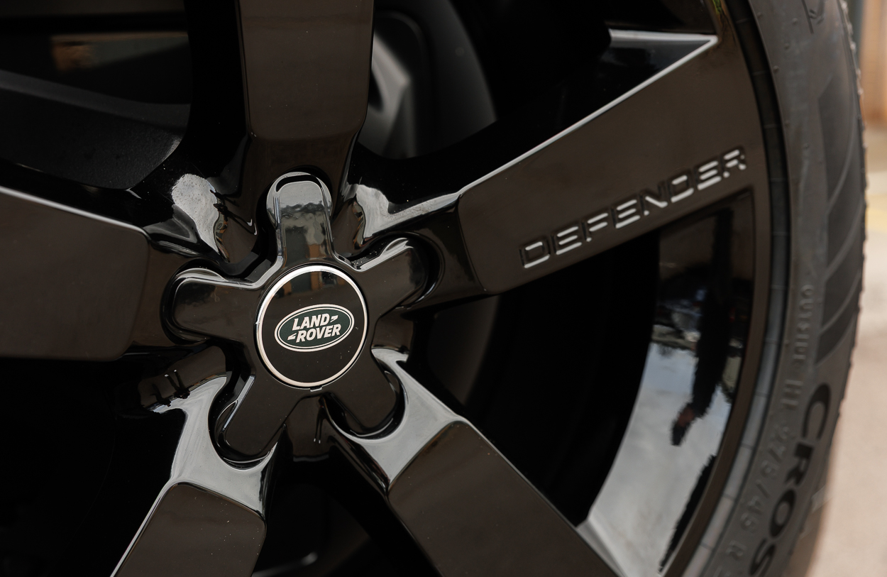 BMG LAND ROVER DEFENDER Grey 23FEB26