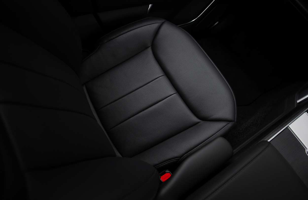 BMG RANGE ROVER autobiography Black 26FEB26