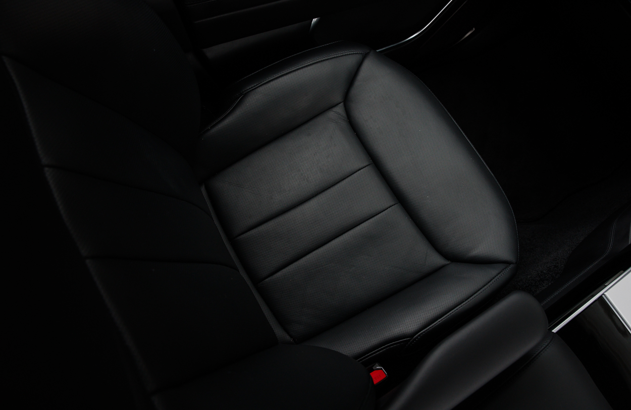 BMG RANGE ROVER MV75AVW (Black) 2JUN26