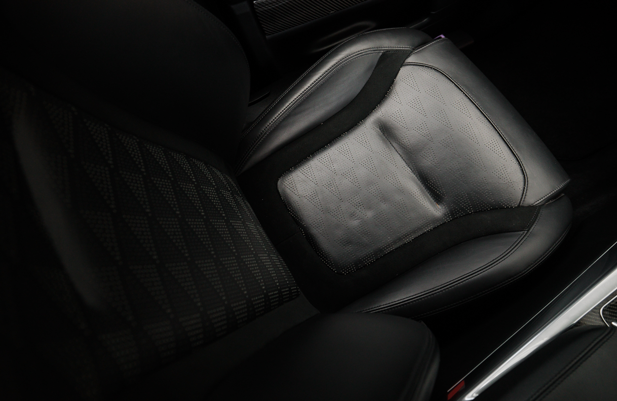 BMG RANGE ROVER BG70DVZ (Black) 2JUN26