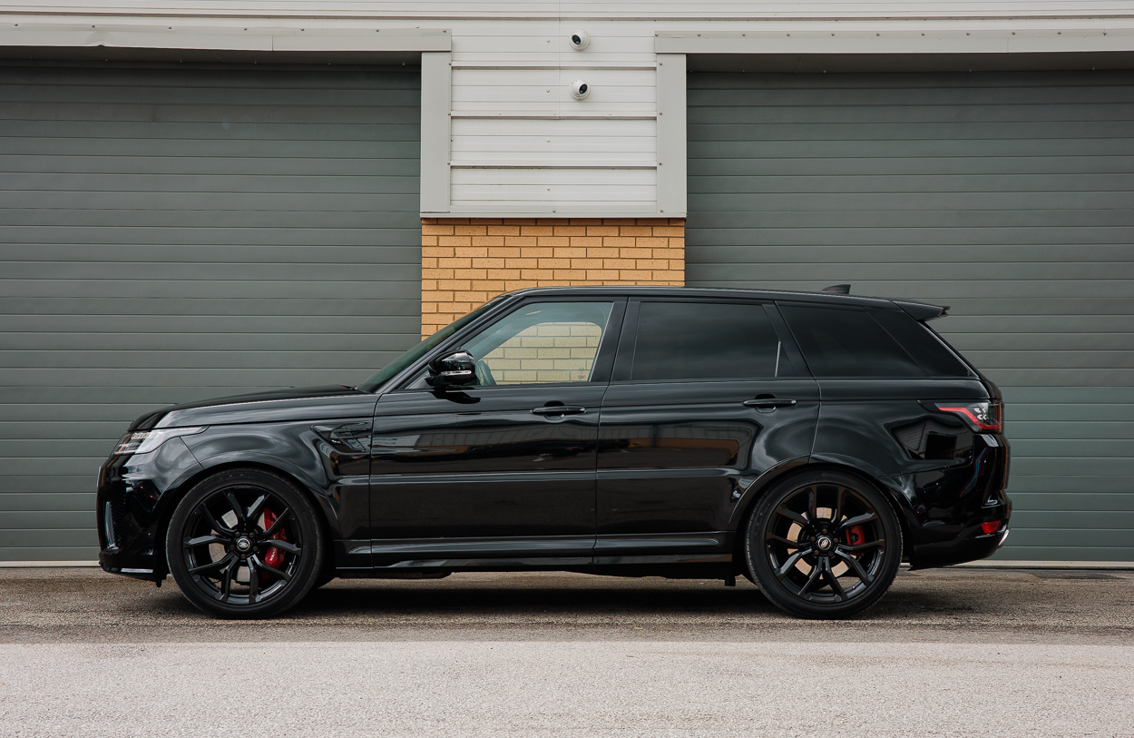 BMG RANGE ROVER BG70DVZ (Black) 2JUN26