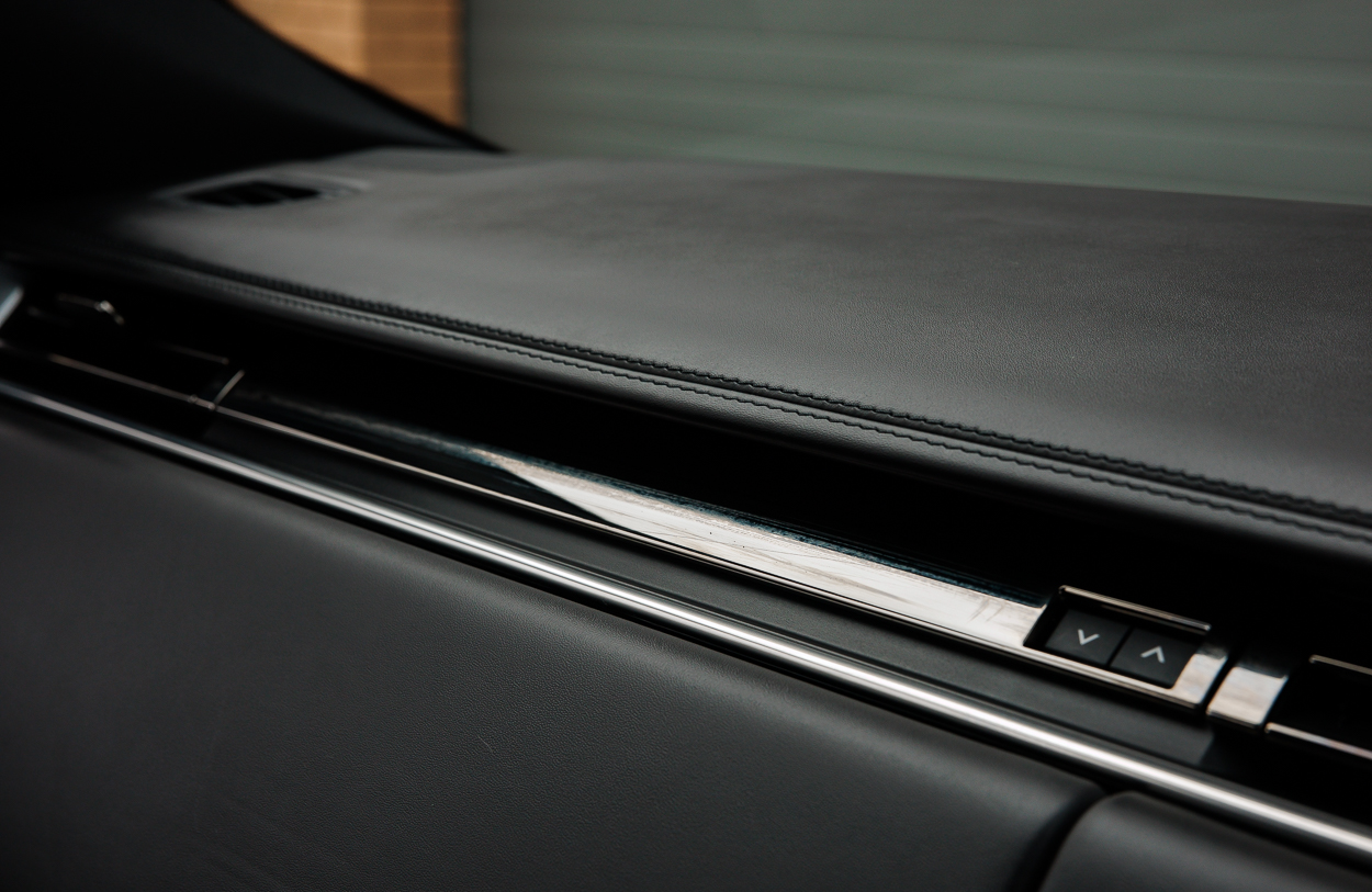 BMG RANGE ROVER MV75AVW (Black) 2JUN26