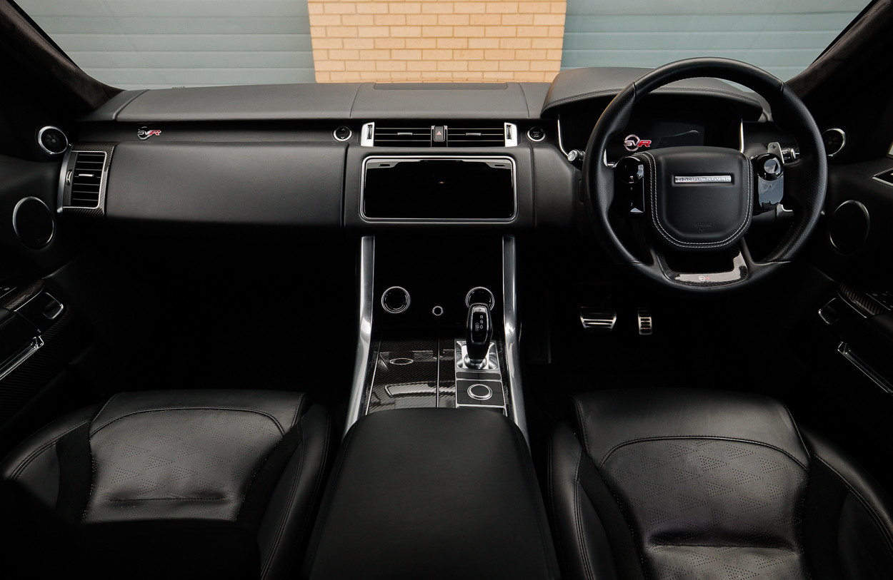BMG RANGE ROVER BG70DVZ (Black) 2JUN26