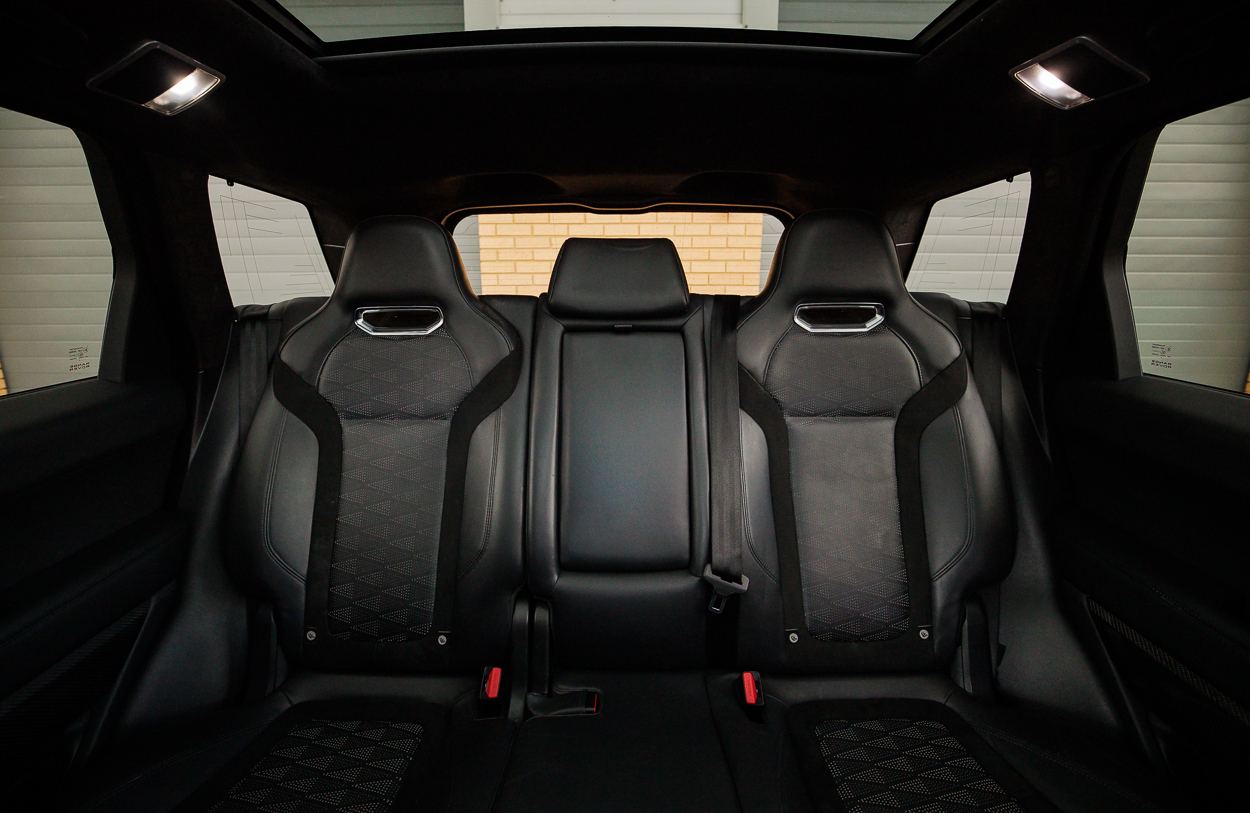 BMG RANGE ROVER BG70DVZ (Black) 2JUN26