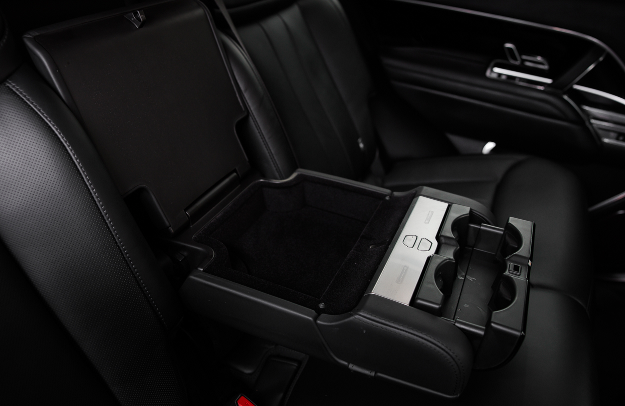 BMG RANGE ROVER MV75AVW (Black) 2JUN26