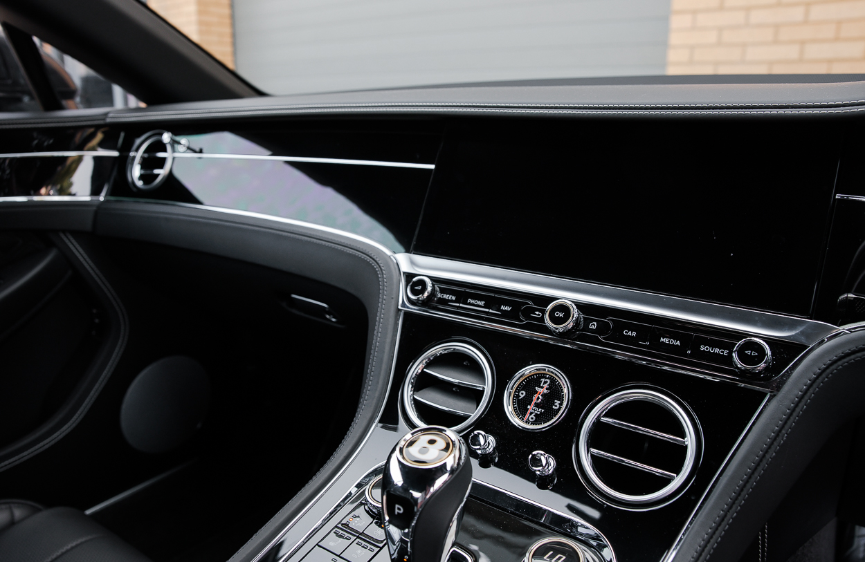 BMG BENTLEY MJ19GSZ (Grey) 25JUN26