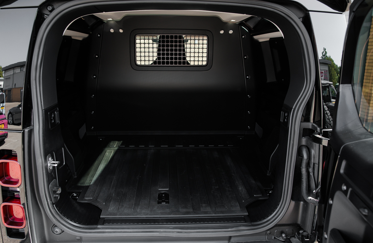 BMG LAND ROVER DEFENDER DK24 WFN Black 25JUN26