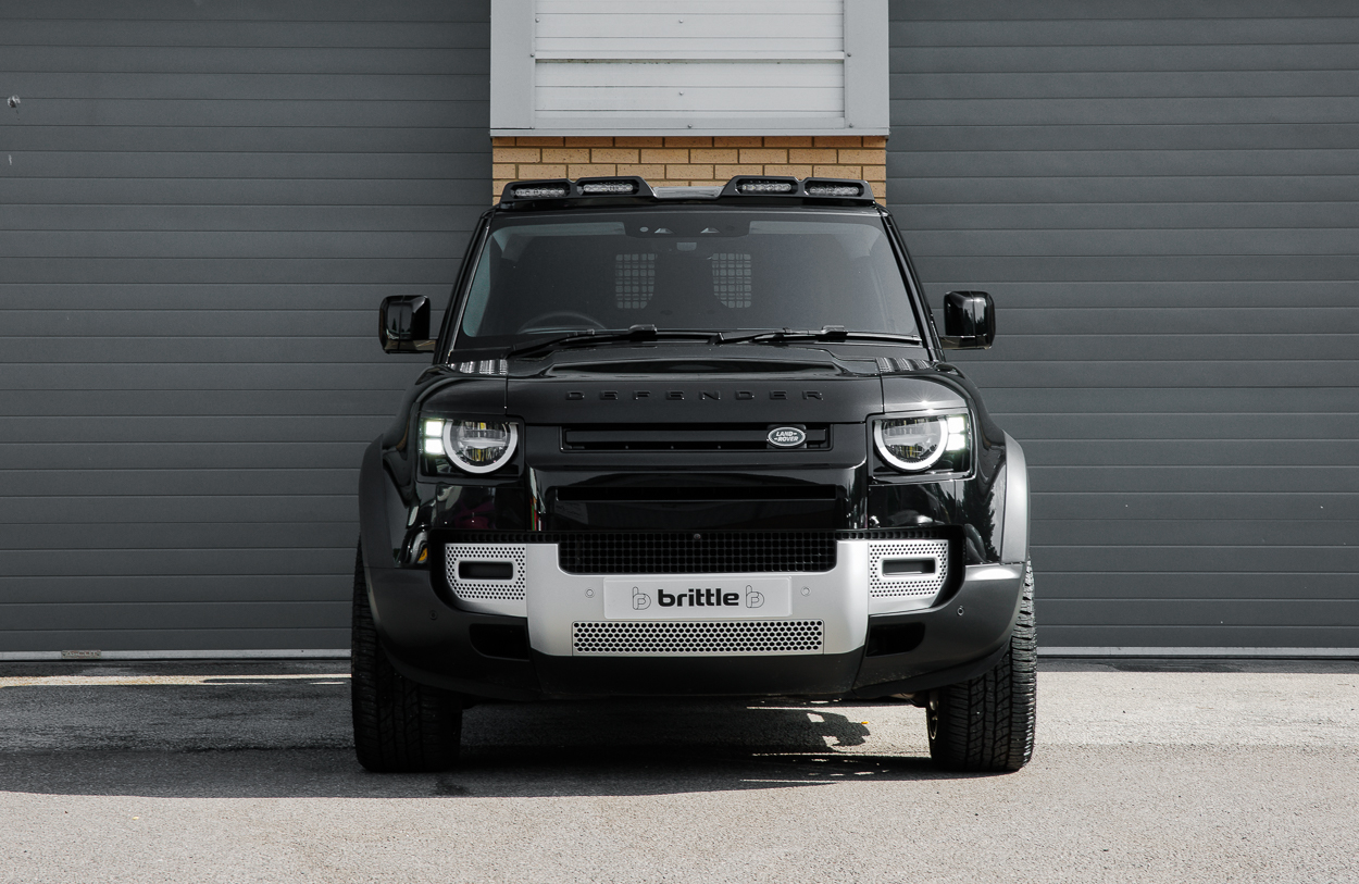 BMG LAND ROVER DEFENDER DK24 WFN Black 25JUN26