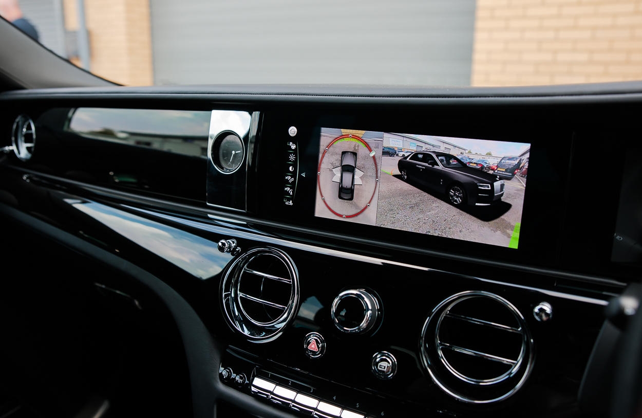 BMG ROLLS ROYCE GHOST F4 DRB grey 26AUG26