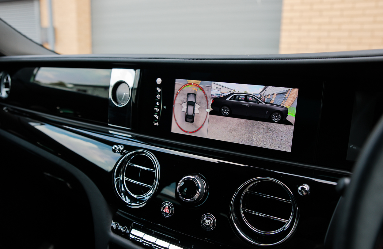BMG ROLLS ROYCE GHOST F4 DRB grey 26AUG26