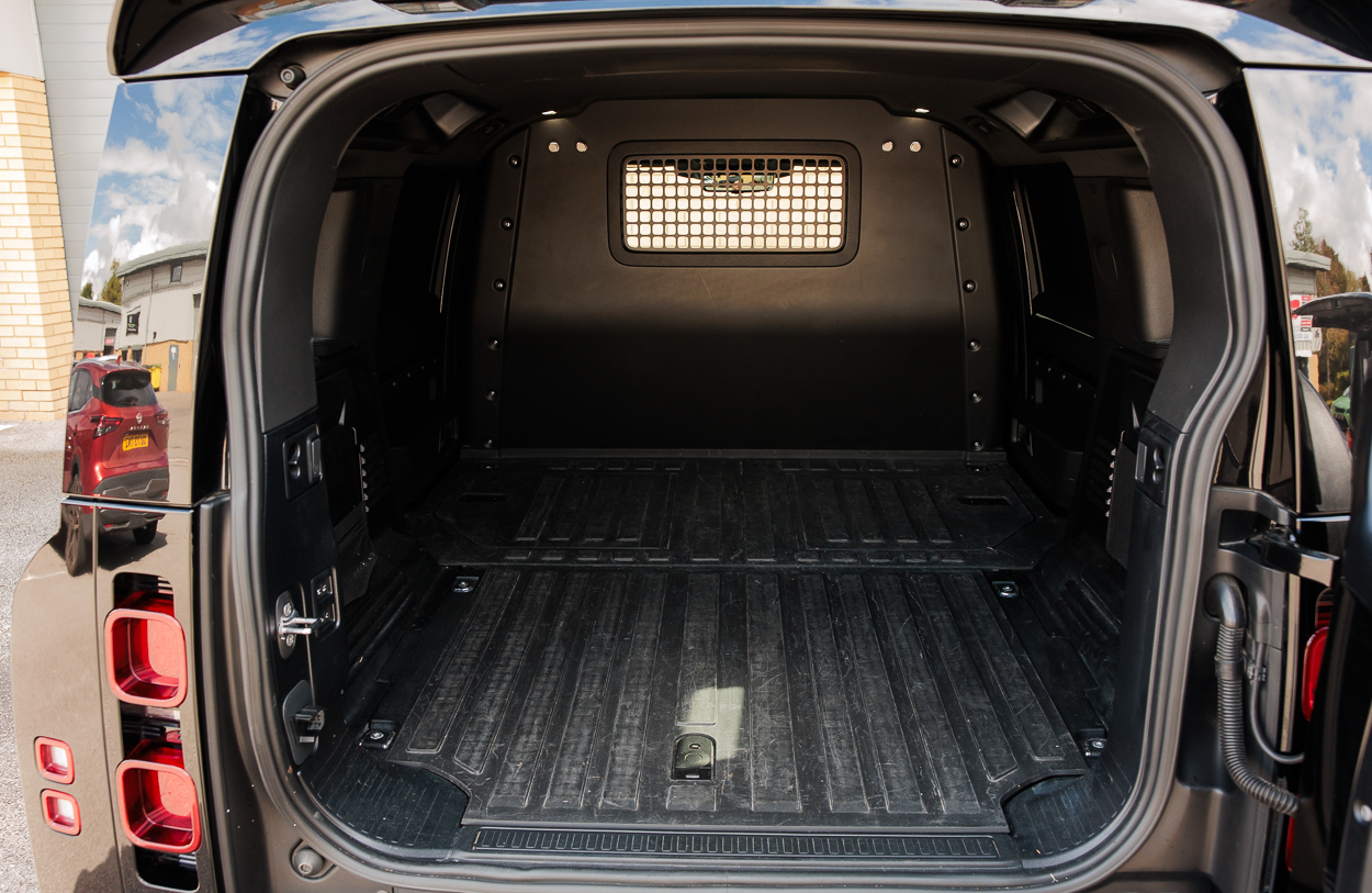 BMG LAND ROVER DEFENDE YA24 FKG (Black) 20AUG26