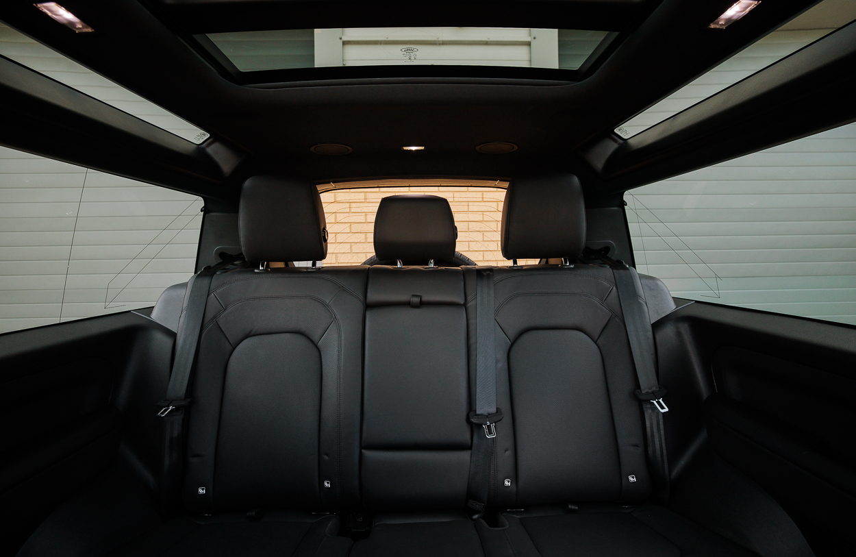 BMG LAND ROVER DEFENDER BP74 ZVC Black 24AUG26