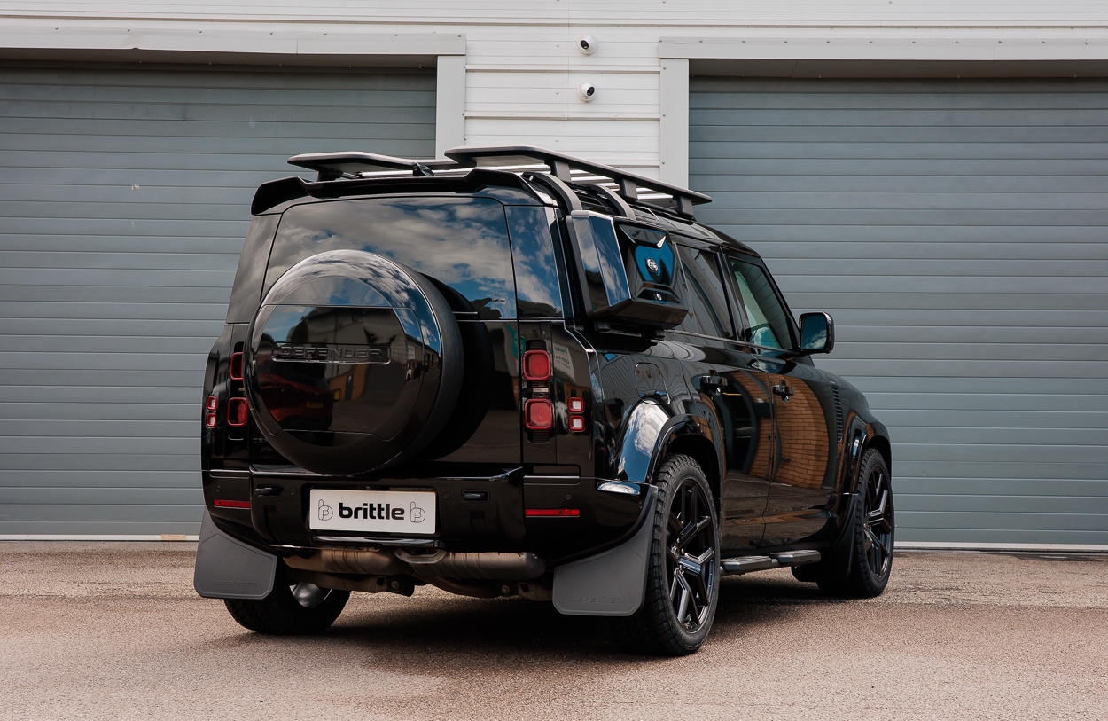 BMG LAND ROVER DEFENDE YA24 FKG (Black) 20AUG26