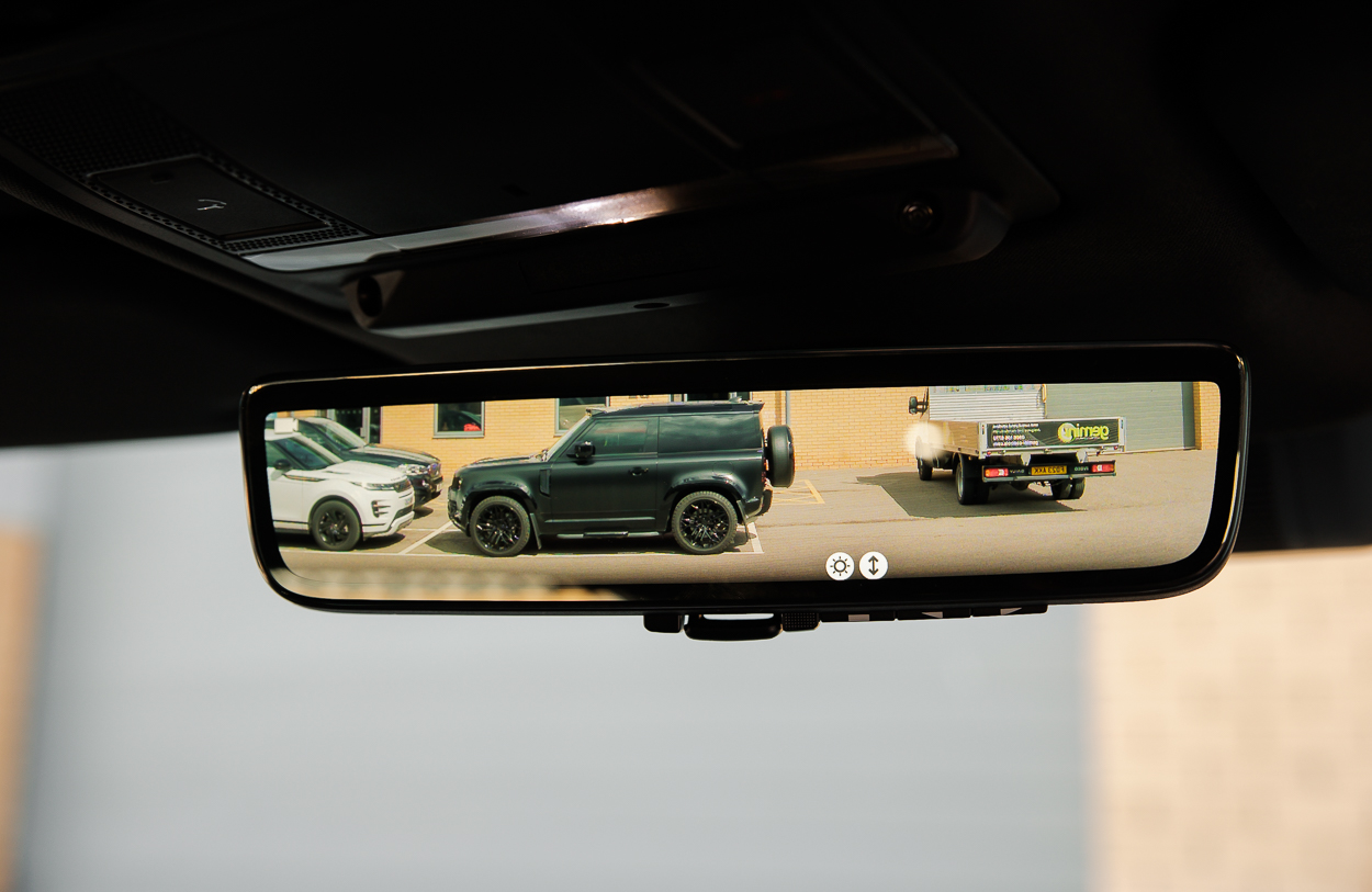 BMG LAND ROVER DEFENDE YA24 FKG (Black) 20AUG26