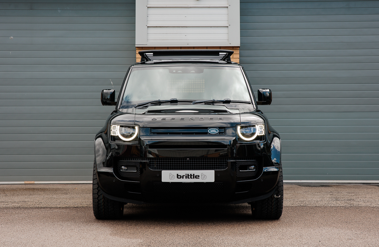 BMG LAND ROVER DEFENDE YA24 FKG (Black) 20AUG26